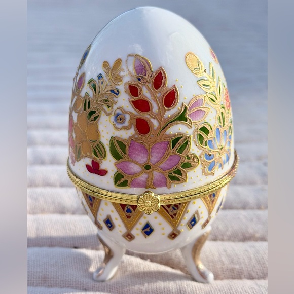 Other - Vintage Decorative Porcelain Floral Egg Trinket Box, 4”H, EUC